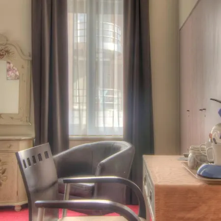 Antigone Hotel